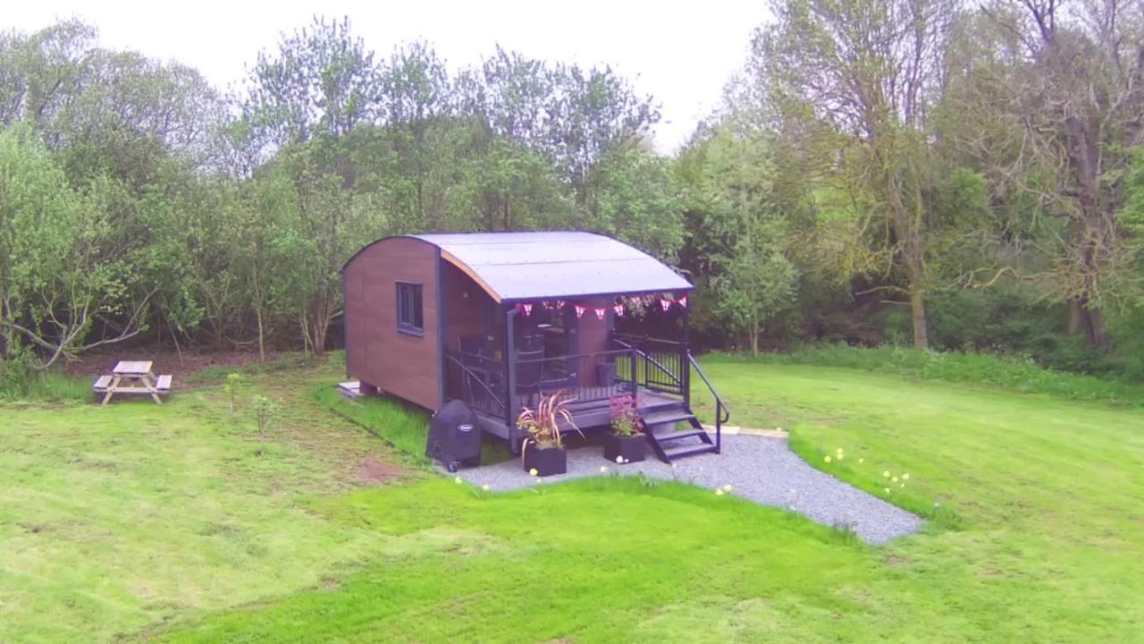 Peppercorn Pod At Beck House Glamping Salmonby Exterior foto