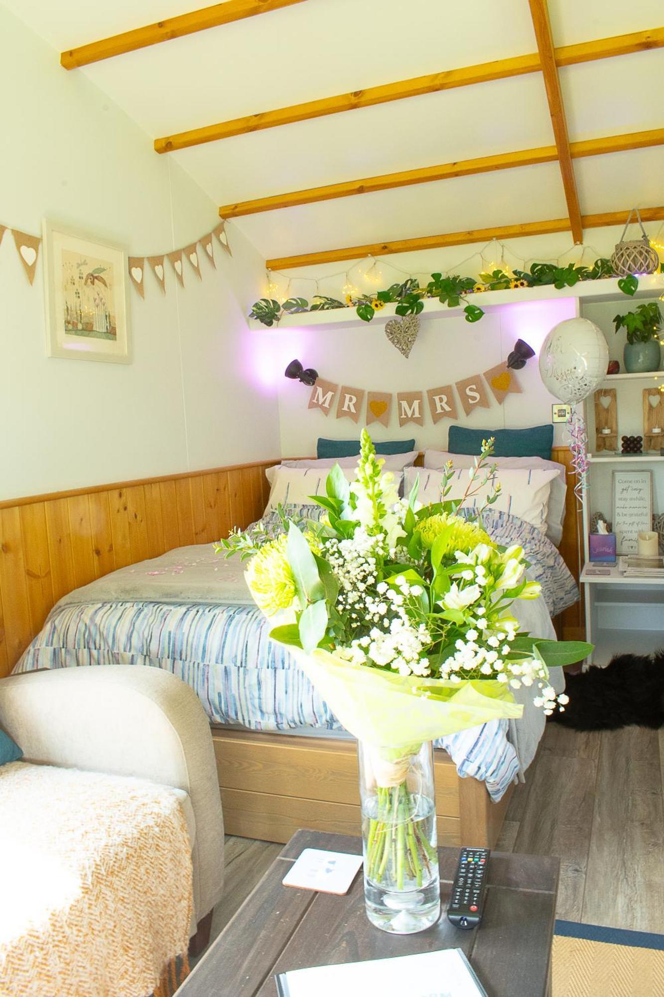 Peppercorn Pod At Beck House Glamping Salmonby Exterior foto