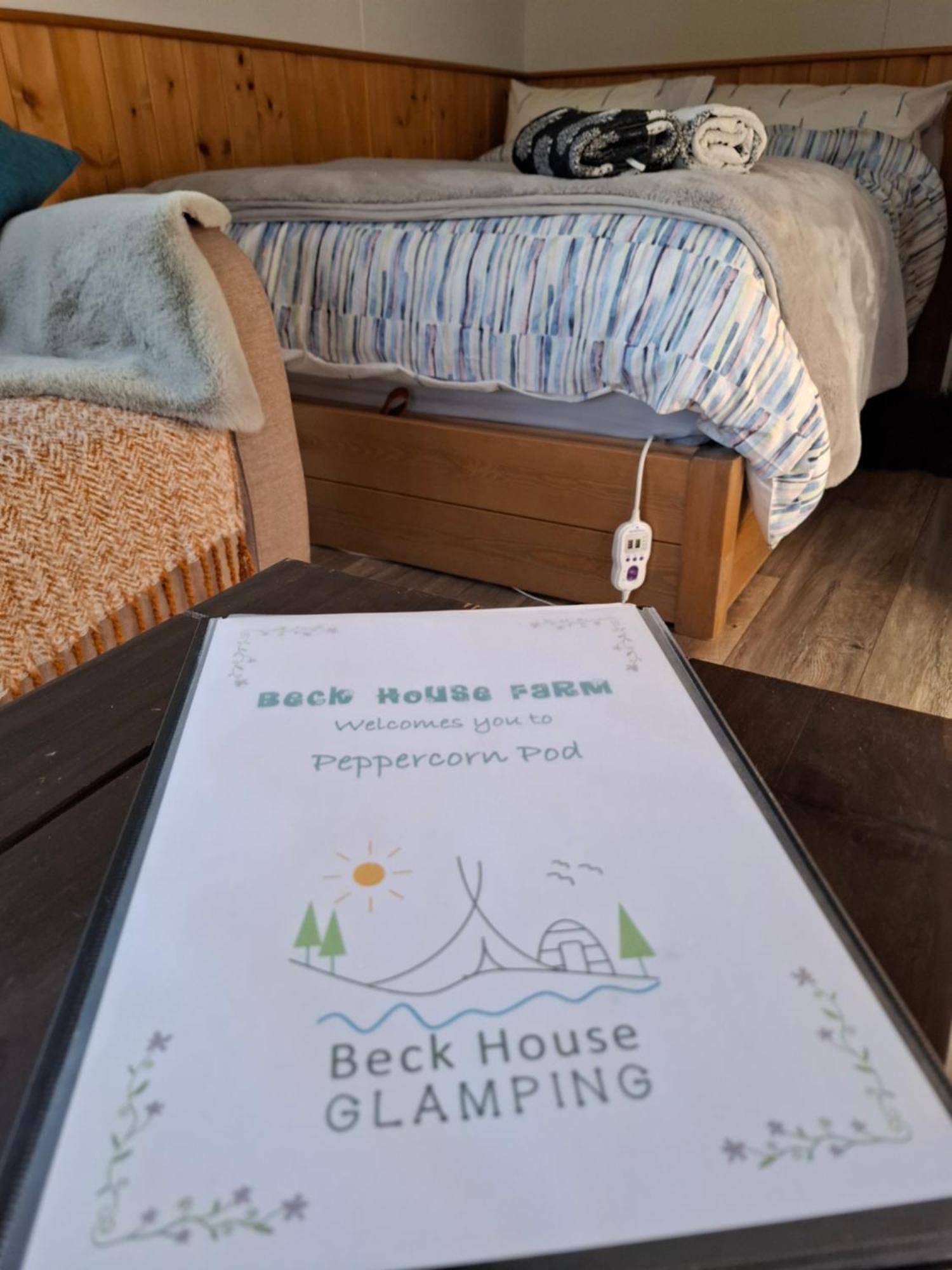 Peppercorn Pod At Beck House Glamping Salmonby Exterior foto